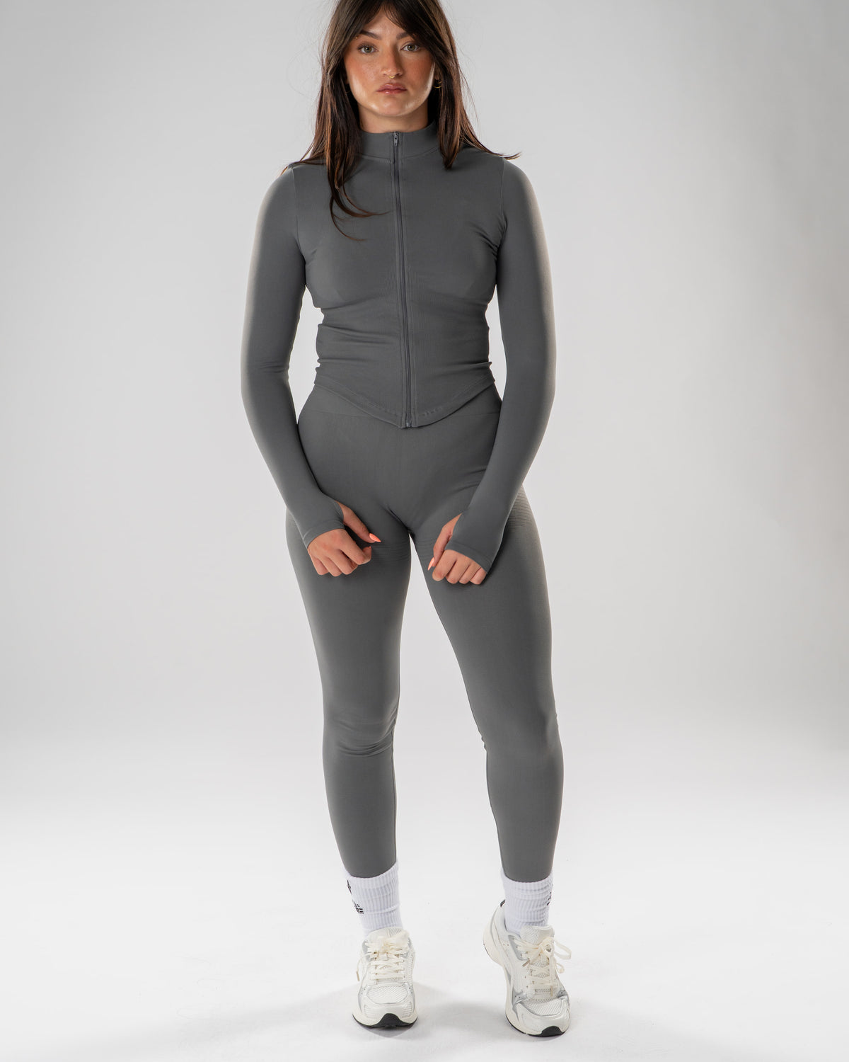Model wears small